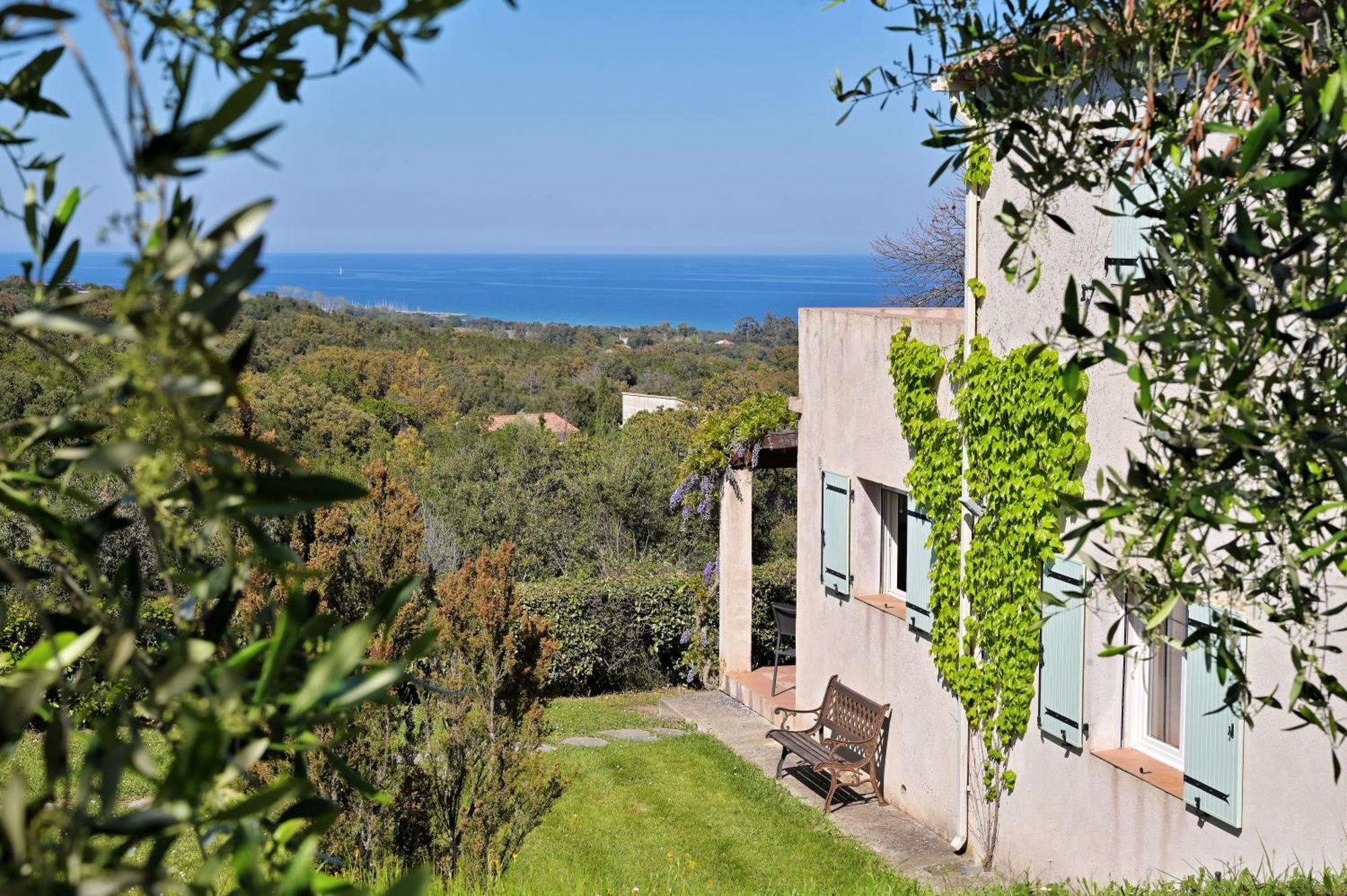 Domaine Punta Della Guardia Villa Vue Mer Dans Nature Protegee, Plage A 1,5 Km เซวิออน ภายนอก รูปภาพ